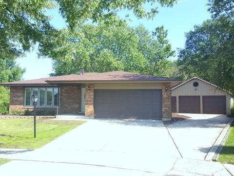 15713 Pine Ct, Oak Forest, IL 60452 photo 3