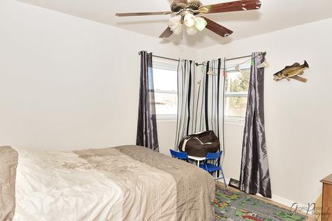 1408 Hickory St, Holiday Hills, IL 60051 photo 10