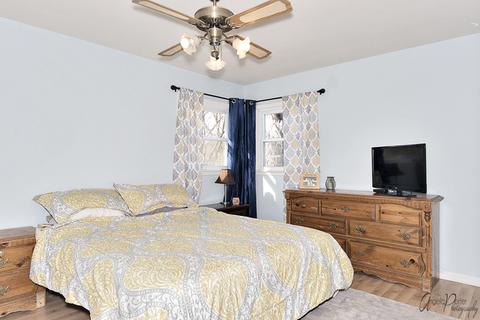 1408 Hickory St, Holiday Hills, IL 60051 photo 12