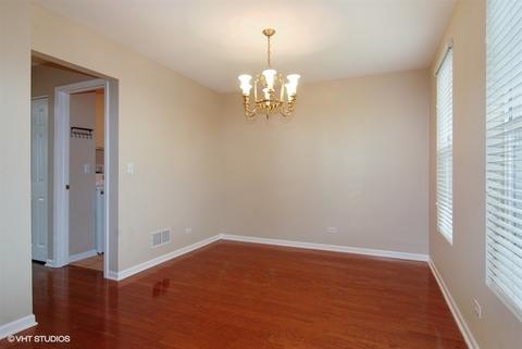 908 Serendipity Dr, Aurora, IL 60504 photo 3