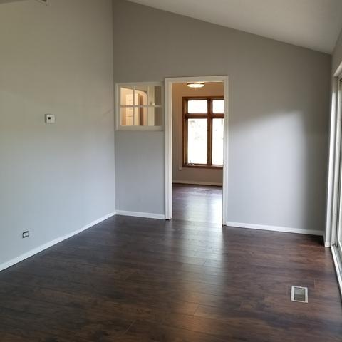 2045 Shepard Rd, Hoffman Estates, IL 60169 photo 9