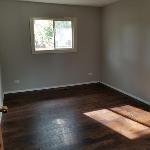 2045 Shepard Rd, Hoffman Estates, IL 60169 photo 15