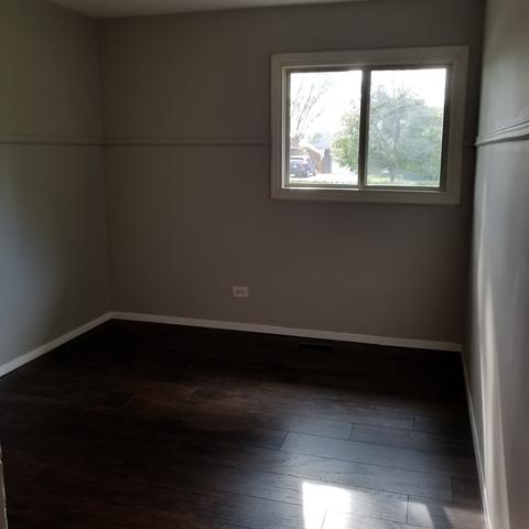 2045 Shepard Rd, Hoffman Estates, IL 60169 photo 16