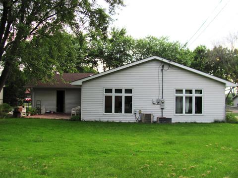 2045 Shepard Rd, Hoffman Estates, IL 60169 photo 2