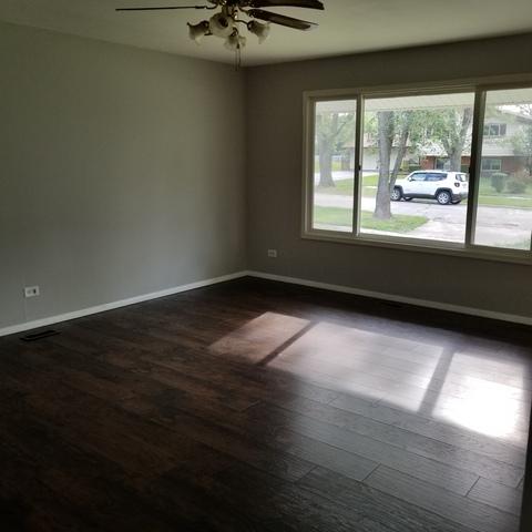 2045 Shepard Rd, Hoffman Estates, IL 60169 photo 7