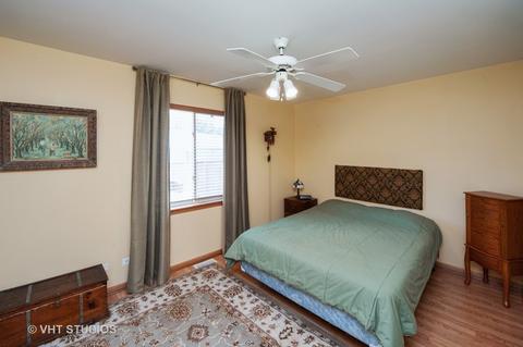 809 Rose Ln, Harvard, IL 60033 photo 9