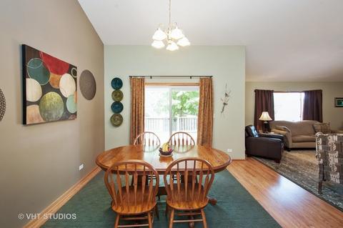 809 Rose Ln, Harvard, IL 60033 photo 6
