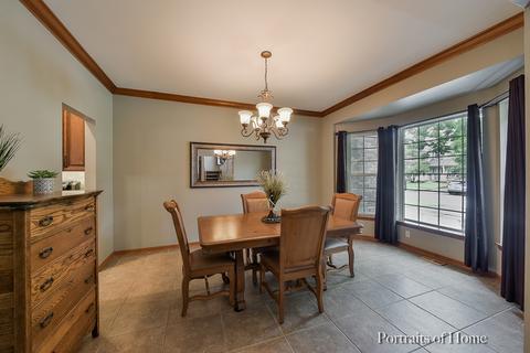 39 W221 E Mallory Dr, Geneva, IL 60134 photo 9