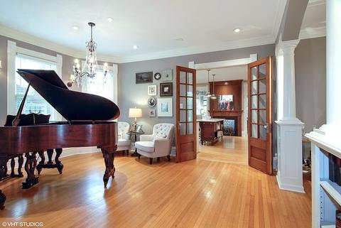 119 N Wright St, Naperville, IL 60540 photo 9