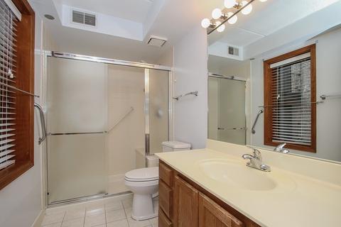 1600 E Thacker St #404, Des Plaines, IL 60016 photo 13