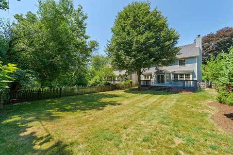 231 Bates St, Wheaton, IL 60187 photo 27