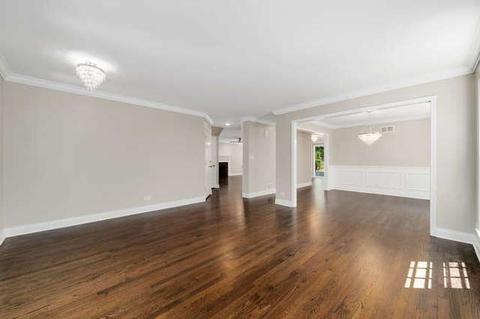 231 Bates St, Wheaton, IL 60187 photo 3