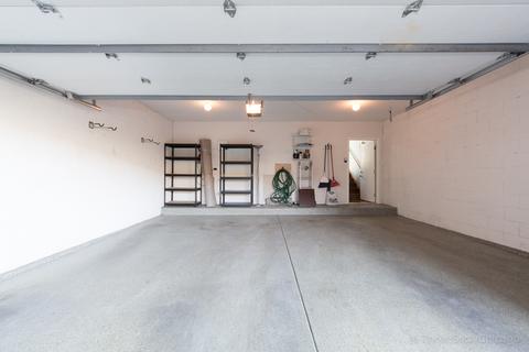 846 E 45th St, Chicago, IL 60653 photo 38