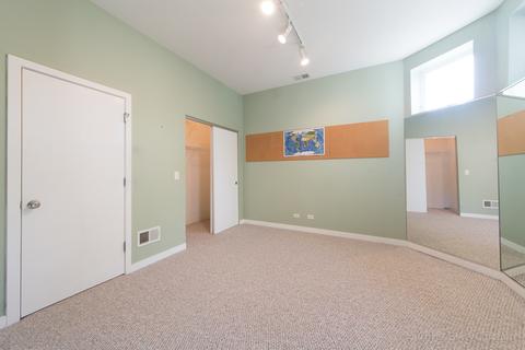 846 E 45th St, Chicago, IL 60653 photo 35
