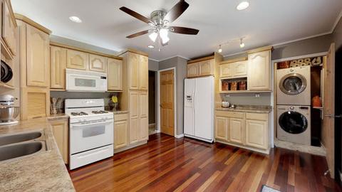 1006 Valley Ave, Mchenry, IL 60050 photo 10