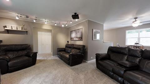 1006 Valley Ave, Mchenry, IL 60050 photo 5