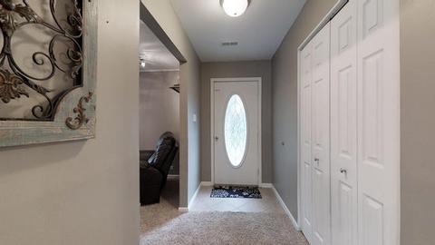1006 Valley Ave, Mchenry, IL 60050 photo 4