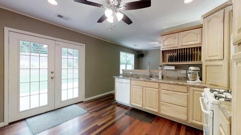 1006 Valley Ave, Mchenry, IL 60050 photo 13