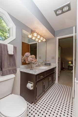 11 N156 Williamsburg Dr, Elgin, IL 60124 photo 20