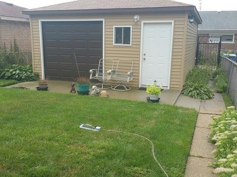 1705 E 93rd St, Chicago, IL 60617 photo 2