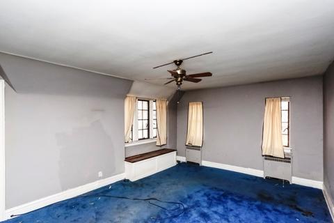 292 N Wolf Rd, Des Plaines, IL 60016 photo 20