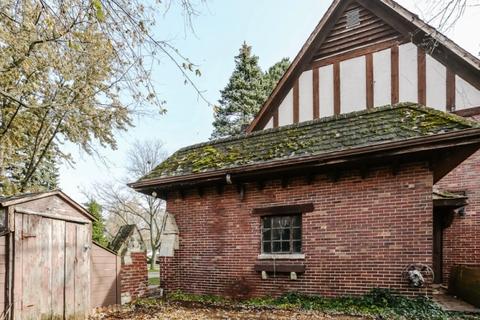 292 N Wolf Rd, Des Plaines, IL 60016 photo 8