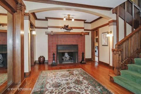 533 N Grove Ave, Oak Park, IL 60302 photo 2