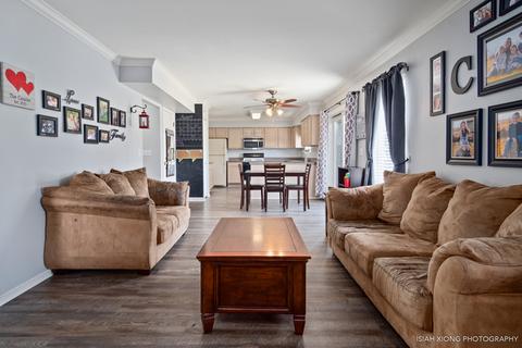 2560 Smithfield Ln, Aurora, IL 60503 photo 9