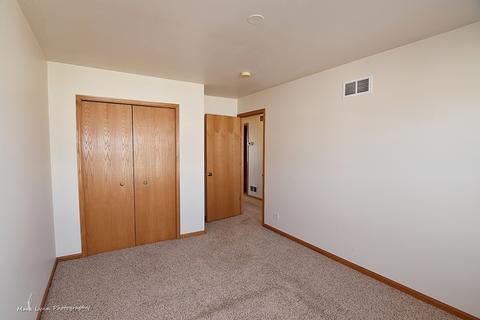 675 E Willow St, Elburn, IL 60119 photo 21