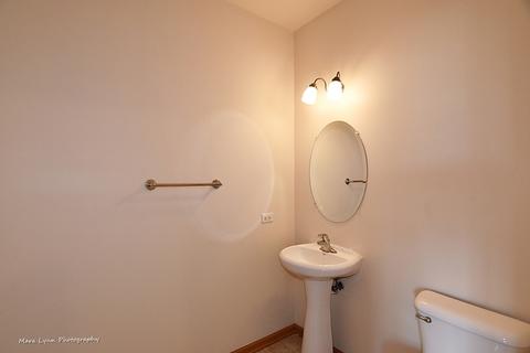 675 E Willow St, Elburn, IL 60119 photo 15