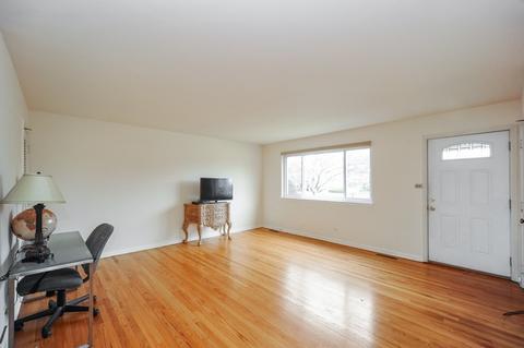 2003 Walters Ave, Northbrook, IL 60062 photo 2
