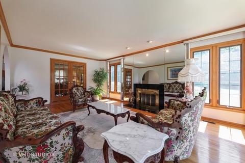2115 Franklin Dr, Glenview, IL 60026 photo 4