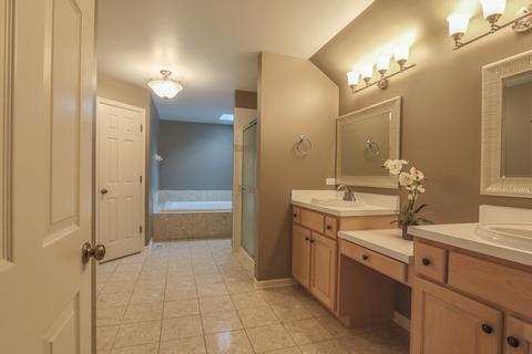 2227 Palmer Cir, Naperville, IL 60564 photo 22