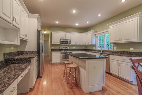 2227 Palmer Cir, Naperville, IL 60564 photo 13