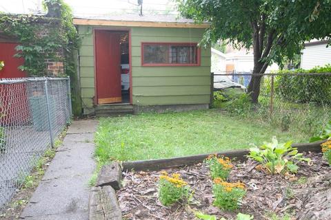 11252 S Champlain Ave, Chicago, IL 60628 photo 19