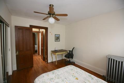 11252 S Champlain Ave, Chicago, IL 60628 photo 10