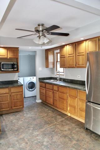 8407 Long Ave, Burbank, IL 60459 photo 9