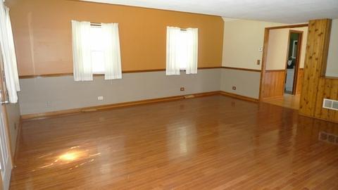 304 E Metzen St, Harvard, IL 60033 photo 6
