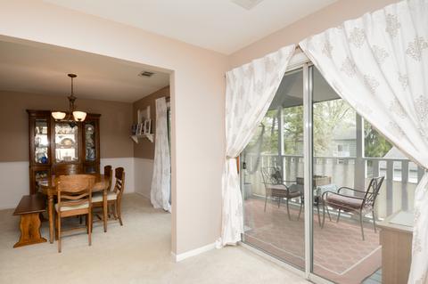 2075 Creekside Dr #2-2, Wheaton, IL 60187 photo 7