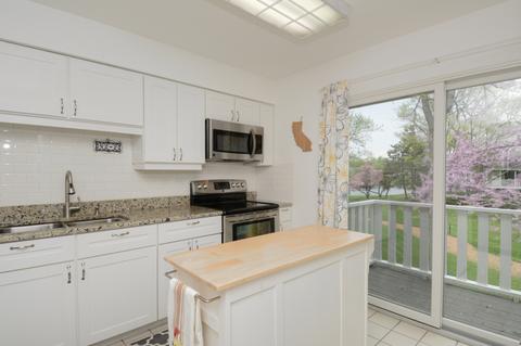 2075 Creekside Dr #2-2, Wheaton, IL 60187 photo 11
