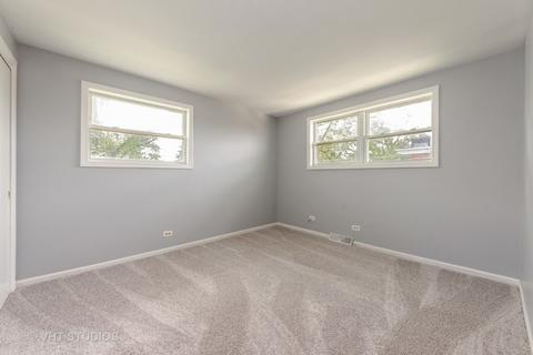 8658 Gregory Ln #A, Des Plaines, IL 60016 photo 6