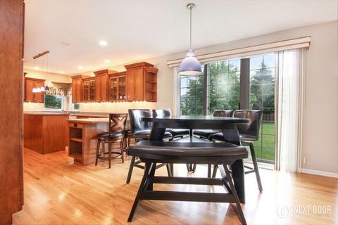 412 Hackney Ln, Oswego, IL 60543 photo 9