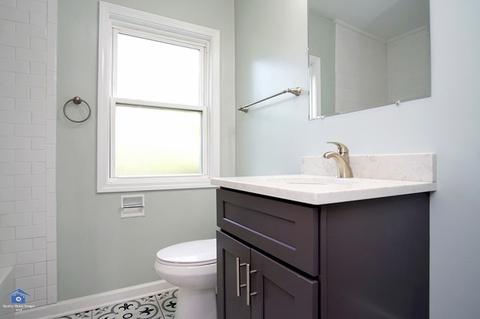 628 E 100th Pl, Chicago, IL 60628 photo 9