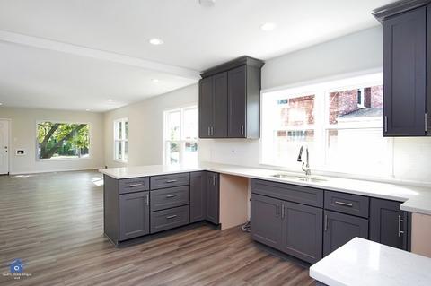 628 E 100th Pl, Chicago, IL 60628 photo 5