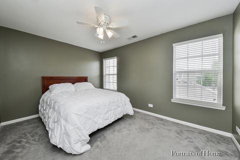 203 Garden Dr, Elgin, IL 60124 photo 13