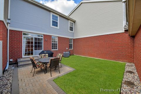 203 Garden Dr, Elgin, IL 60124 photo 3