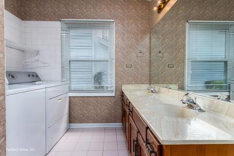 1005 Pear Tree Ln, Wheeling, IL 60090 photo 18