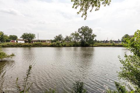 1005 Pear Tree Ln, Wheeling, IL 60090 photo 23