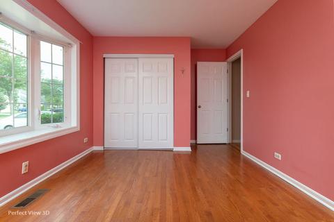 1005 Pear Tree Ln, Wheeling, IL 60090 photo 14