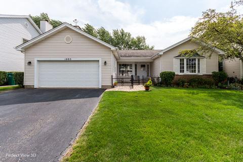 1005 Pear Tree Ln, Wheeling, IL 60090 photo 2